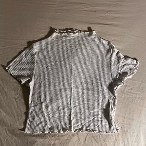 Antistar crème shortsleeved turtleneck, size medium